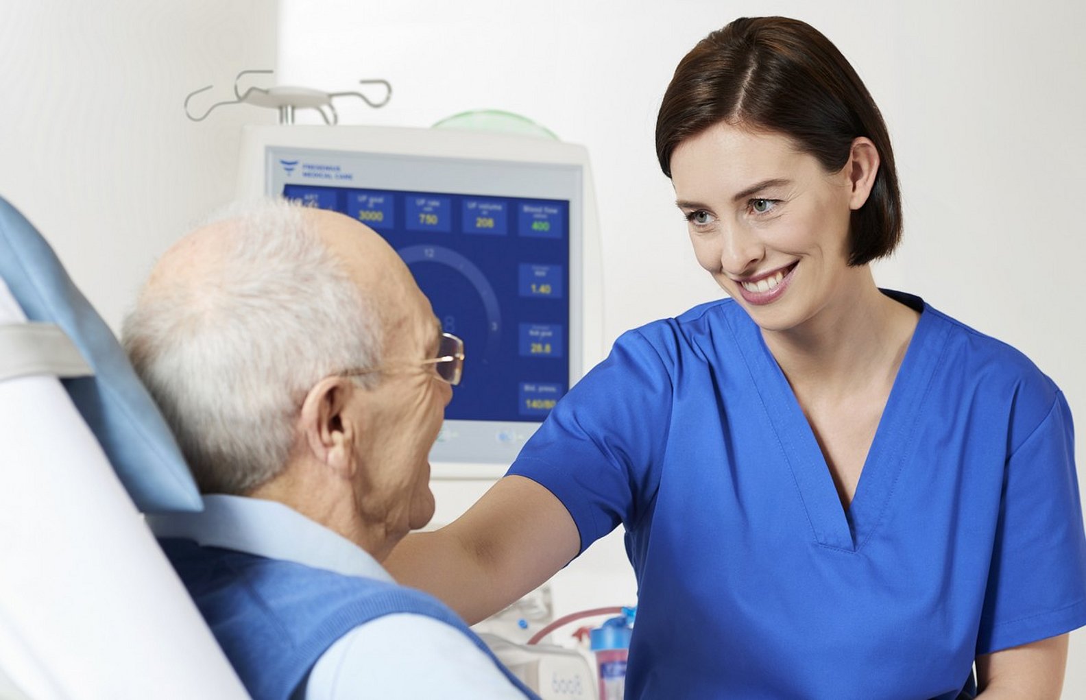 Doctor talking to patient 